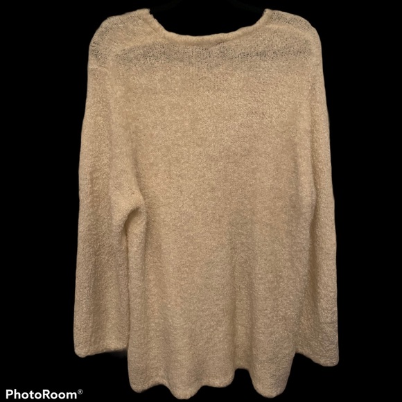 Maggie McNaughton Cream Sparkle Eyelash Sweater - Picture 6 of 8